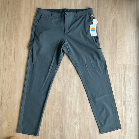 Vuori Men's Aim Pants Sz 36 new with tags - Picture 5 of 16